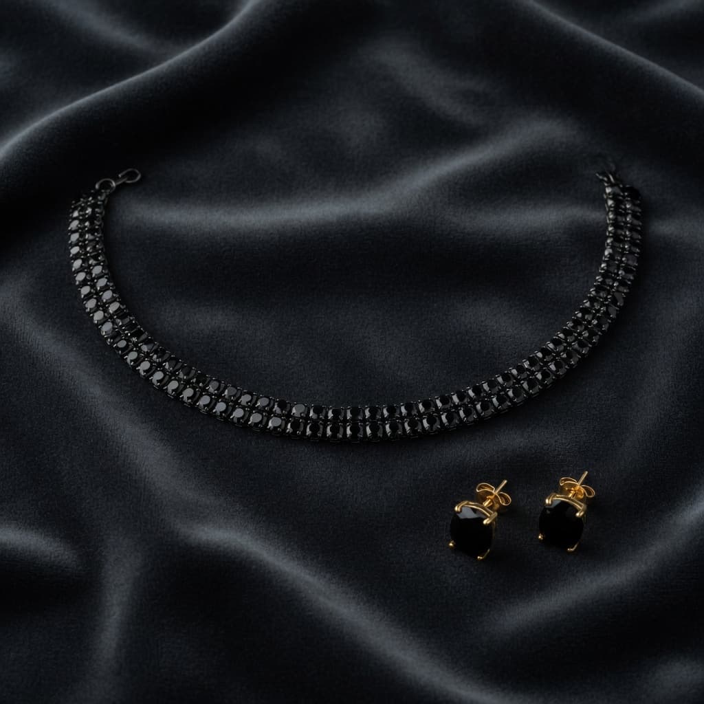 Noir Tube Choker Pairing