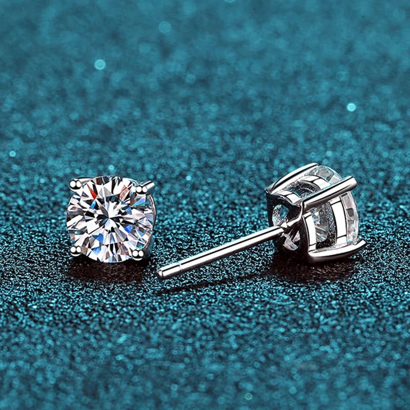 Knobspin 2.0ct Moissanite Stud Earrings — image 3 of 5